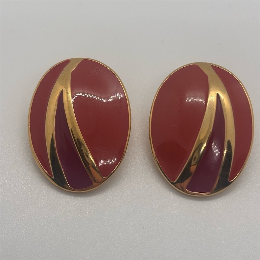 Vintage Trifari Clip-On Earrings Womens Oval Red Purple Enamel Signed